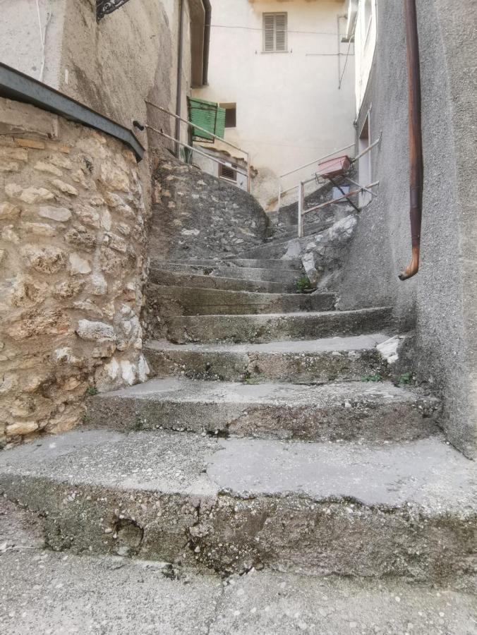 Il Torrione Villa Poggio Bustone Buitenkant foto