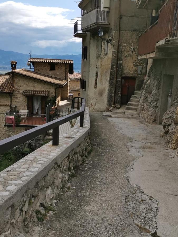 Il Torrione Villa Poggio Bustone Buitenkant foto