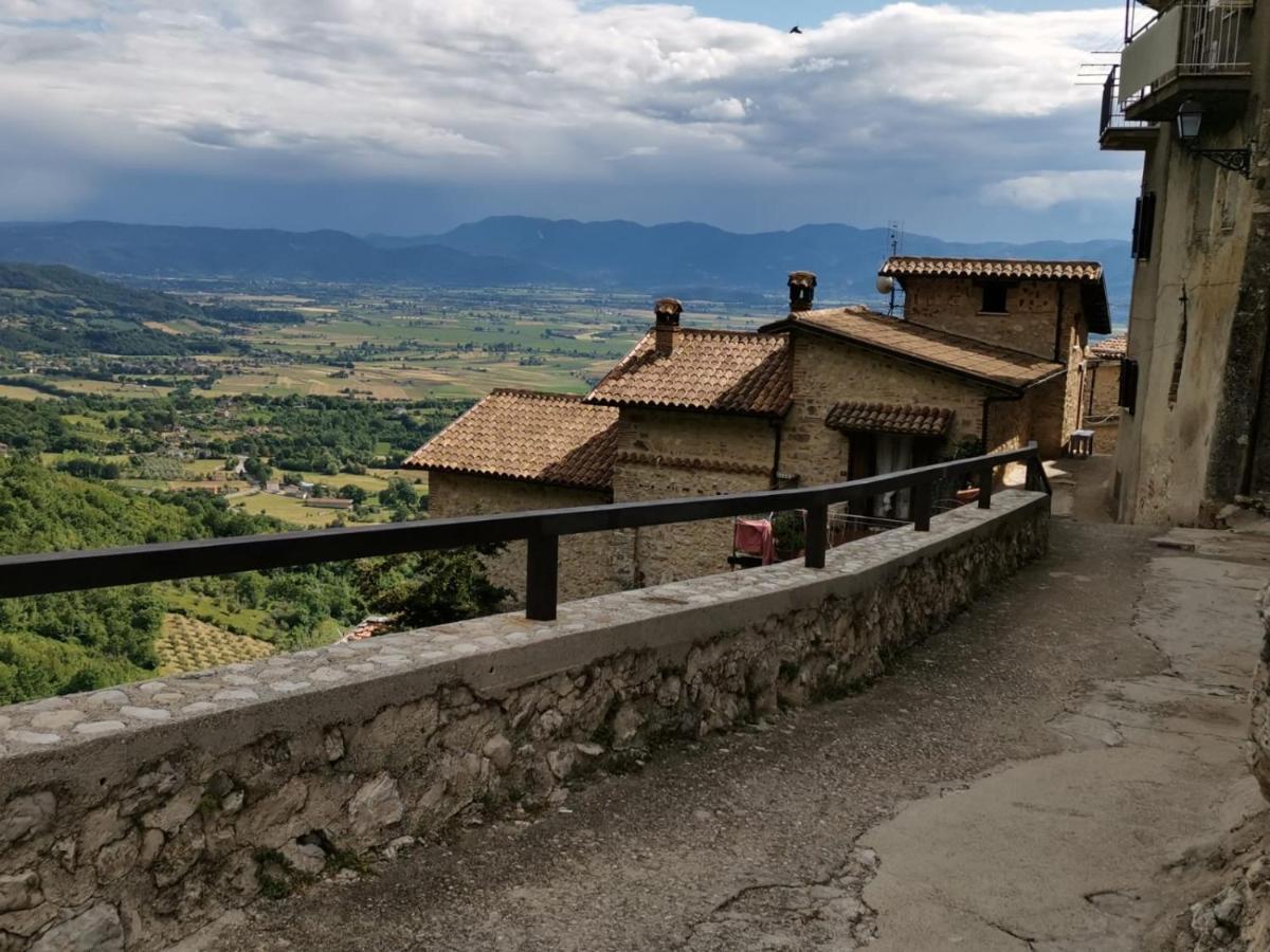 Il Torrione Villa Poggio Bustone Buitenkant foto