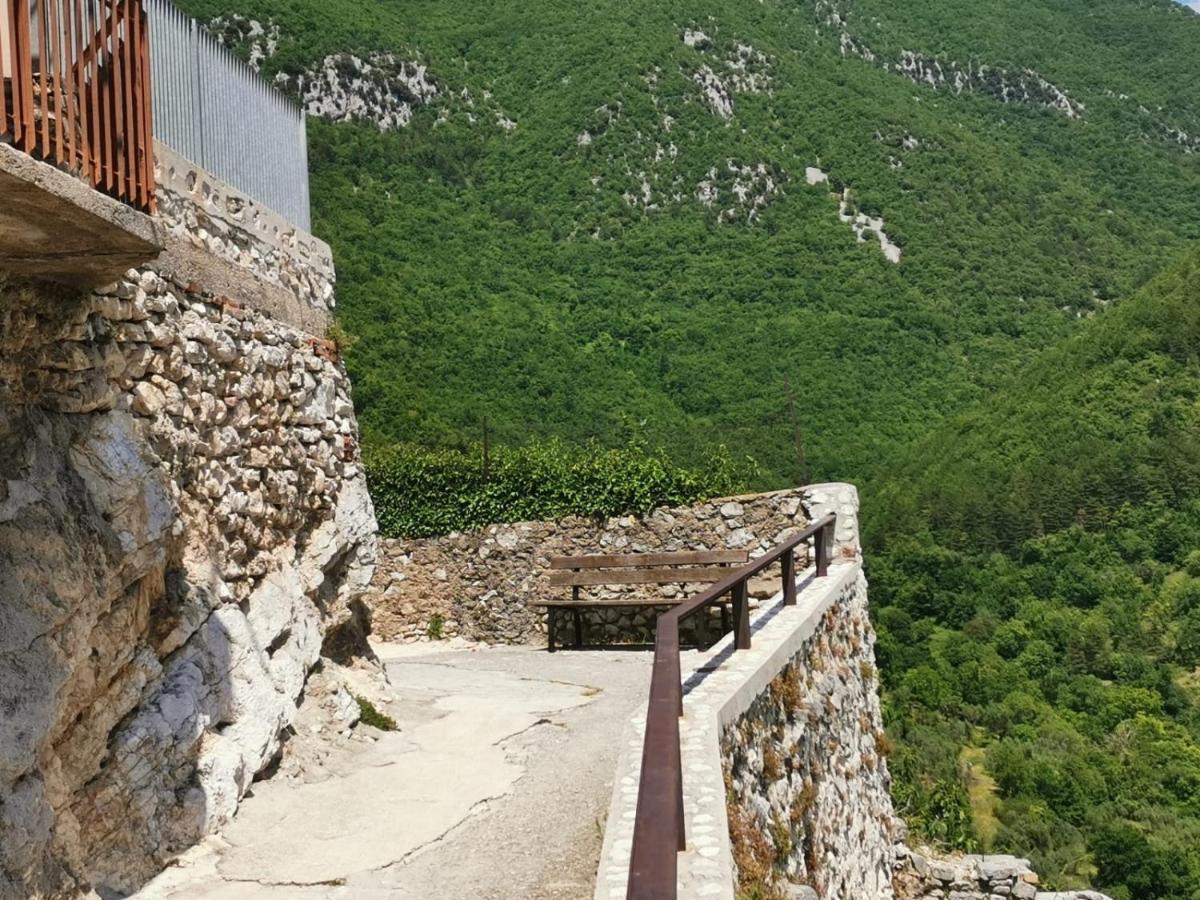 Il Torrione Villa Poggio Bustone Buitenkant foto